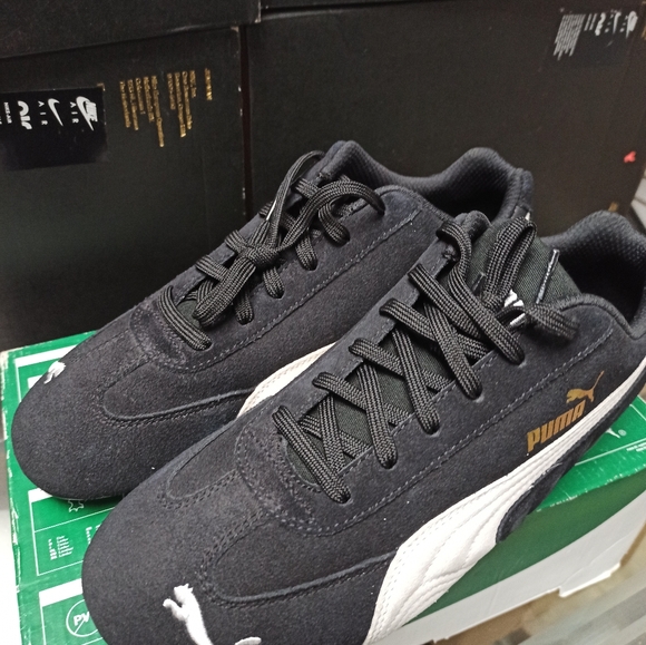 Puma - Picture 3 of 4